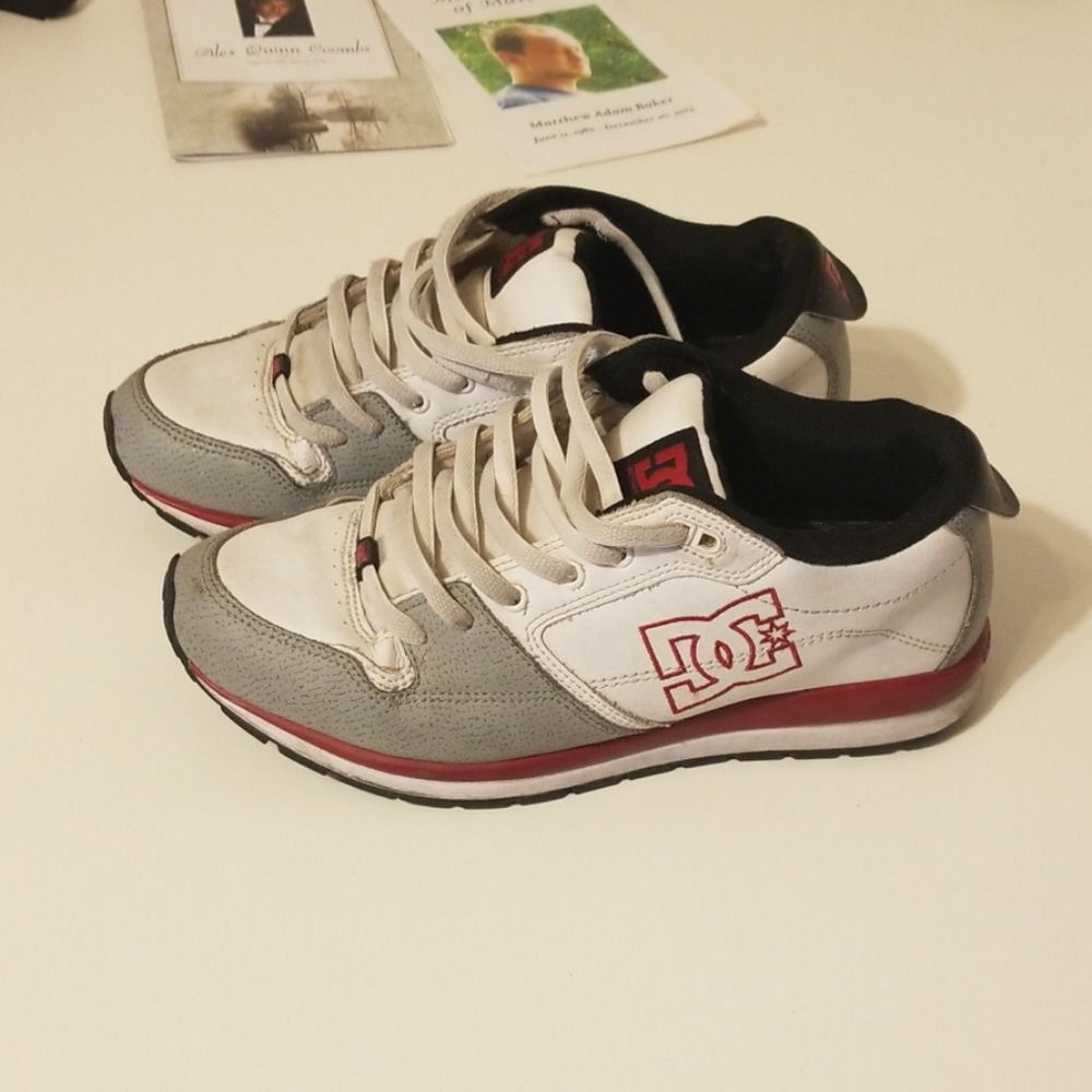 Dc shoes